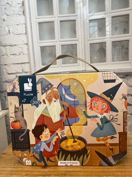 PUZZLE V KUFRÍKU MAGICKÁ ŠKOLA 200KS