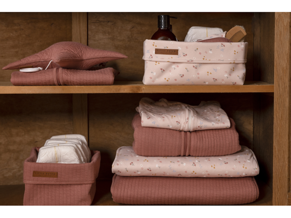 PLIENKY 70X70CM KVETY PINK 2KS